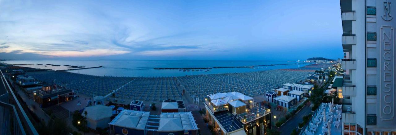 Hotel Negresco Cattolica Exterior foto